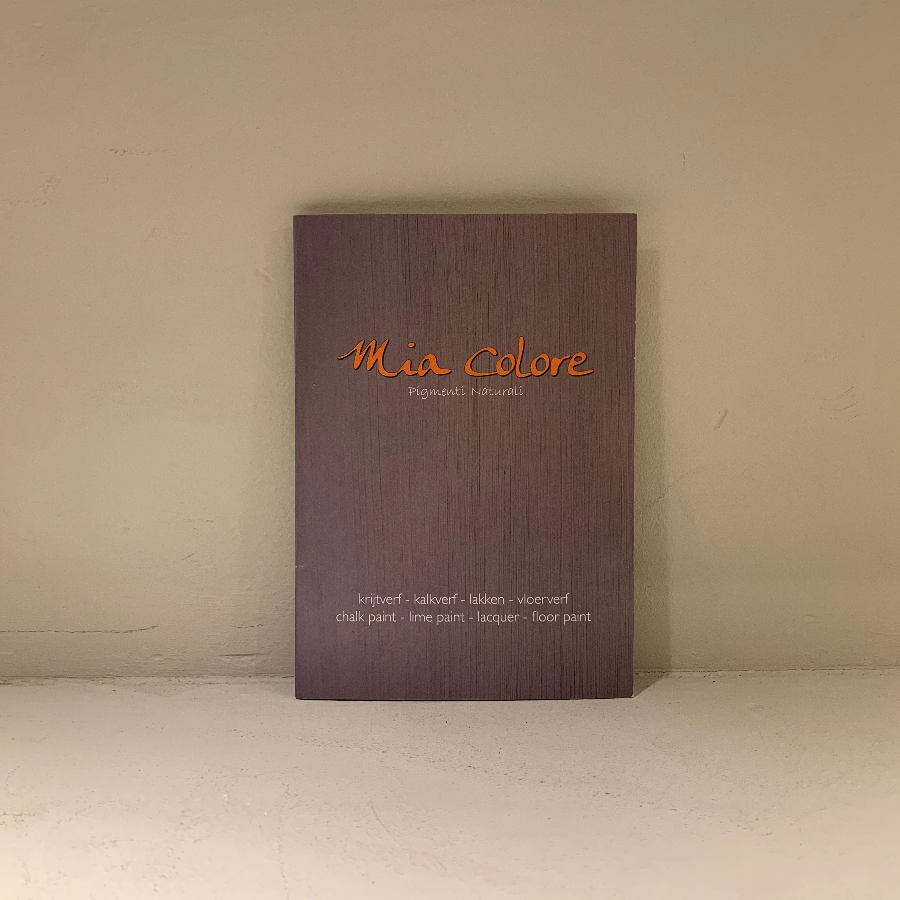 Farbbroschüren Mia Colore - Traumfarbe